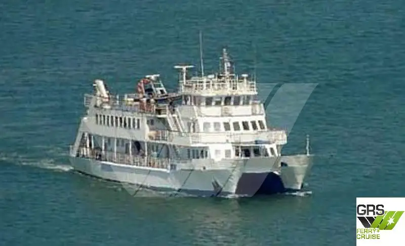 Tàu chở khách để bán