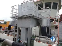 Tàu kéo lưới để bán