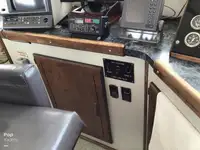 Tàu kéo lưới để bán