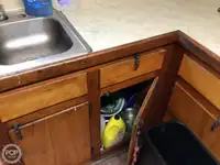 Tàu kéo lưới để bán