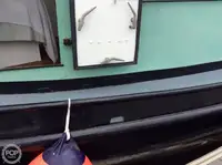 Tàu kéo để bán