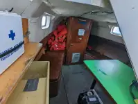 Tàu làm việc để bán