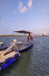Tàu phà để bán