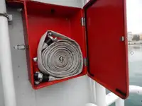 Tàu làm việc để bán