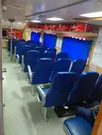Tàu chở thủy thủ đoàn để bán