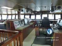 Tàu kéo lưới để bán