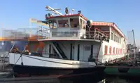 Tàu container để bán