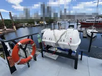 Tàu khảo sát để bán