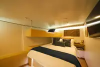 Tàu khảo sát để bán