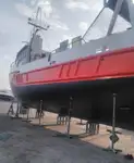 Tàu làm việc để bán