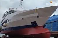 Tàu phà để bán