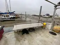 Tàu hỗ trợ lặn để bán