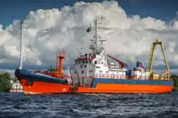 Tàu container rao bán