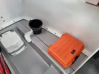 Tàu container để bán