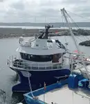 Tàu làm việc để bán