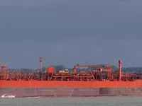 Tàu chở dầu/hóa chất để bán