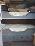 Tàu đổ bộ, chở hàng để bán
