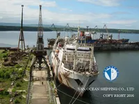 Tàu kéo lưới để bán