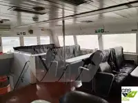Tàu du lịch để bán