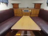 Tàu dẫn đường để bán