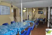 Tàu khảo sát để bán