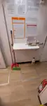 Tàu chở thủy thủ đoàn để bán
