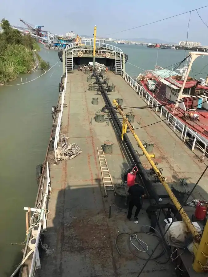 Tàu chở dầu/hóa chất để bán