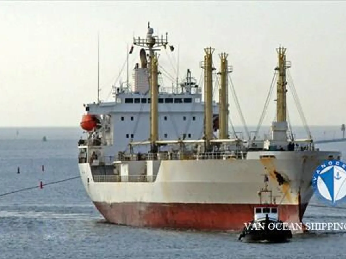 Tàu lạnh để bán