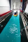 Tàu kéo để bán