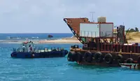 Tàu làm việc để bán