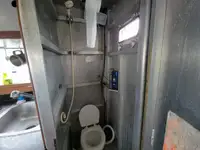 Thuyền cứu sinh để bán