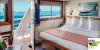 Tàu du lịch để bán