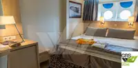 Tàu du lịch để bán