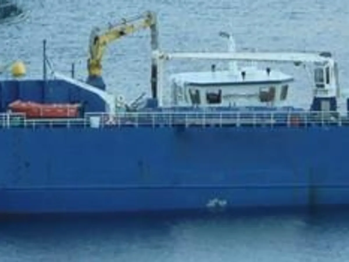 Tàu lạnh để bán