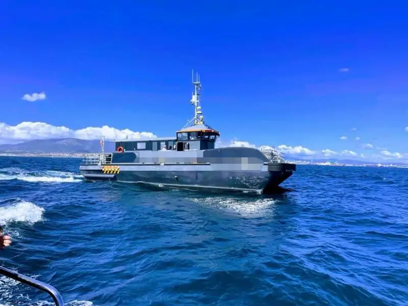 Tàu dịch vụ trang trại điện gió để bán