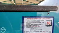 Tàu container để bán