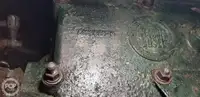 Tàu hai thân để bán