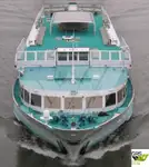 Tàu du lịch để bán