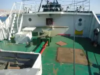Tàu kéo để bán