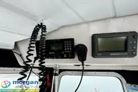 Tàu làm việc để bán