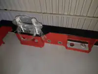 Tàu làm việc để bán
