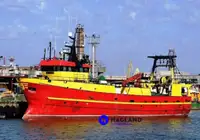 Tàu kéo lưới để bán