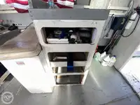 Tàu kéo lưới để bán