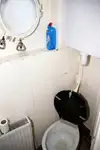 Tàu làm việc để bán