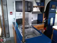 Tàu đánh cá để bán
