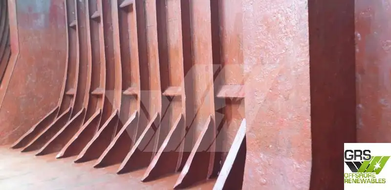Tàu chở hàng rời để bán