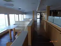 Tàu phà để bán