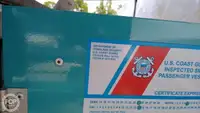 Tàu container để bán