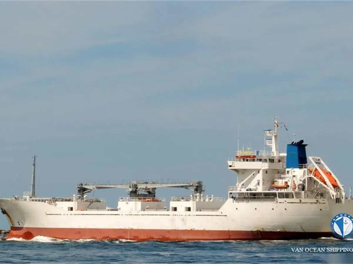 Tàu lạnh để bán