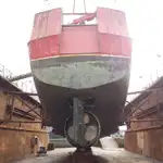 Tàu kéo lưới để bán